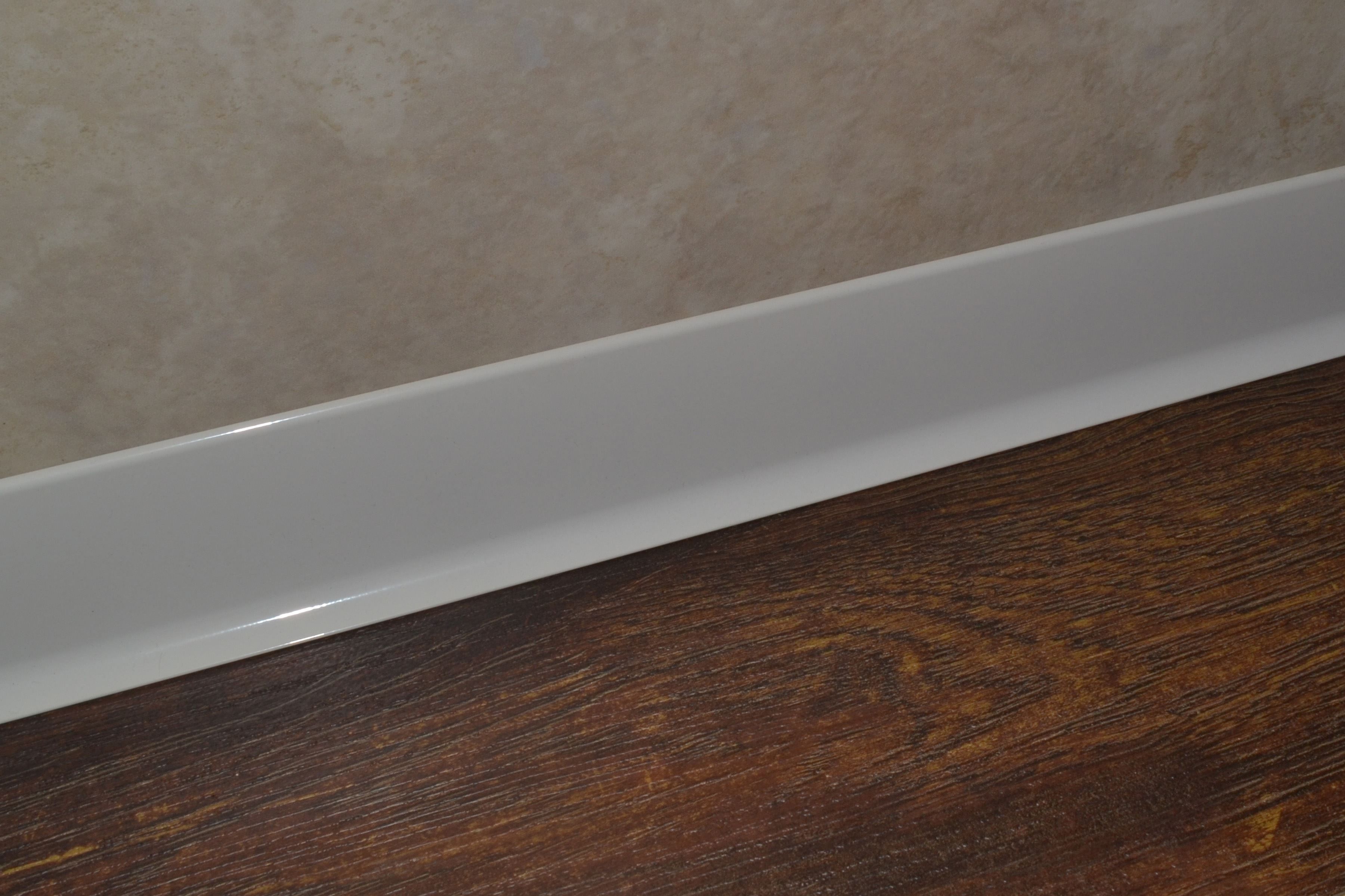 Плинтус алюминиевый L-образный серебристый (2500*11*60 мм) — купить в Пятигорске