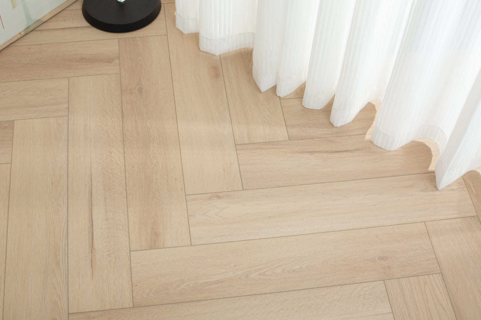 Плитка SPC "OneFloor" 3032 А,В  ЁЛКА (640*128*4 мм) — купить в Пятигорске