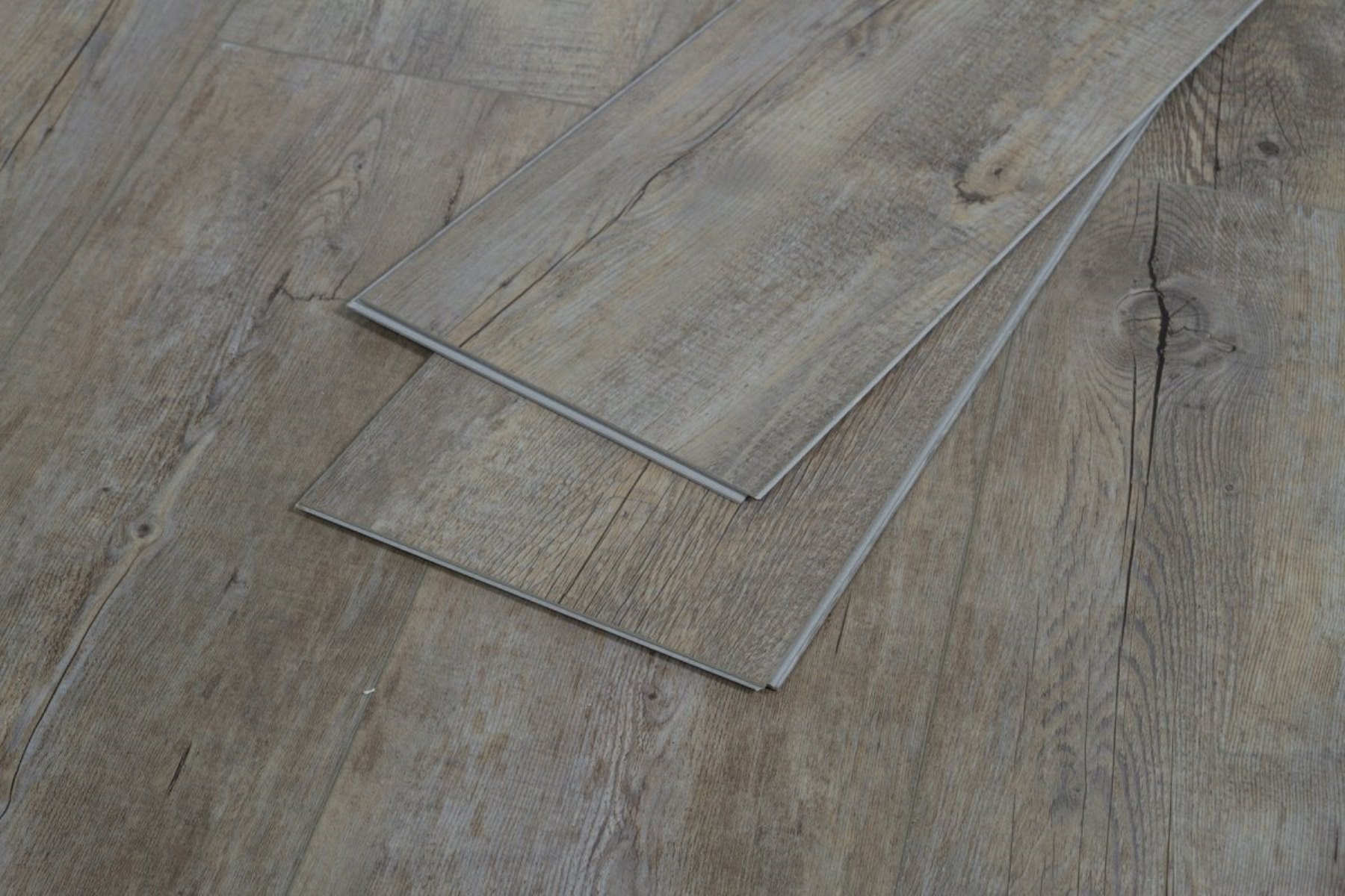 SPC ламинат "OneFloor" ЕСО 5015 (4V фаска) (1220*184*4 мм) — купить в Пятигорске