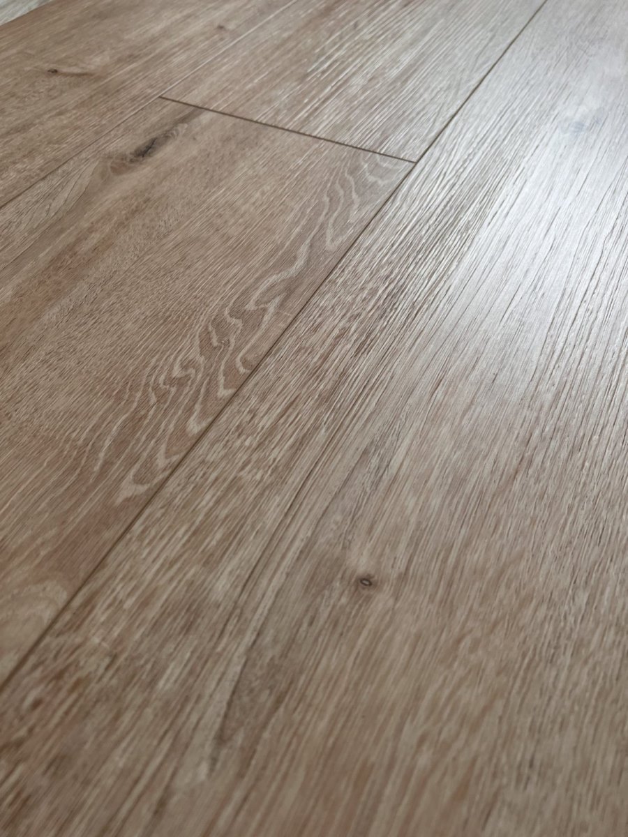 SPC ламинат "OneFloor" ЕСО 5062 (4V фаска) (1220*184*4 мм) — купить в Пятигорске