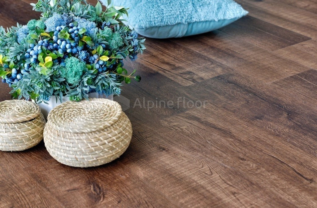 Замковая ПВХ плитка "Alpine Floor" Дуб Мокка Синхронное тиснение  (1220*183*6мм) — купить в Пятигорске