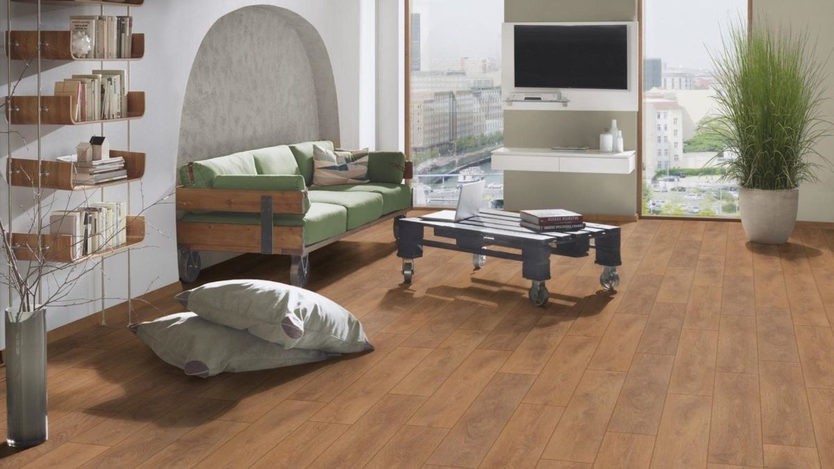 Ламинат "Kronospan" Super Natural Classic Дуб Харлех 8573 (1285*192*8 мм) — купить в Пятигорске