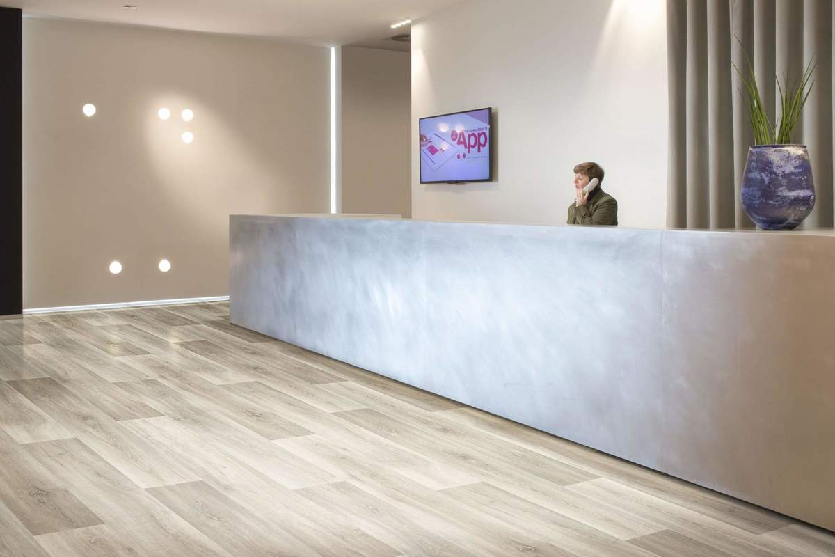 Замковая ПВХ плитка "Berry Alloc" Pureclick 55 LIME OAK 139S (204*1326*5 мм) — купить в Пятигорске