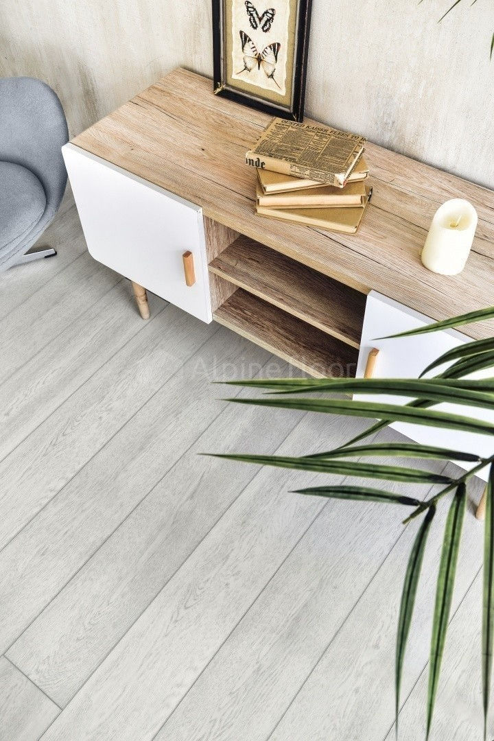 Замковая ПВХ плитка Зимний лес  (1220*183*6мм) — купить в Пятигорске