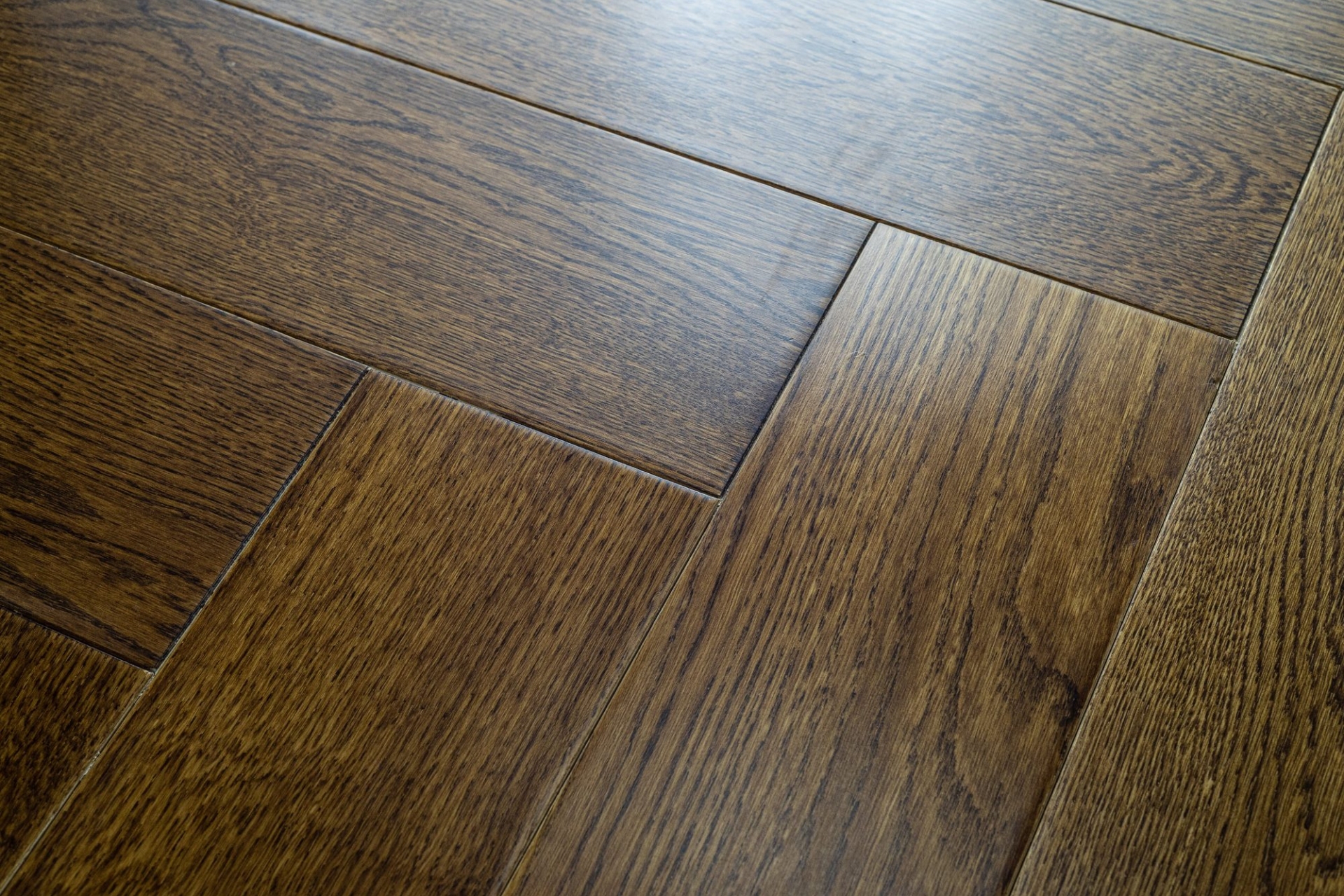 Инженерный паркет «Damy Floor» Ореховый (укладка елочкой) — купить в Пятигорске