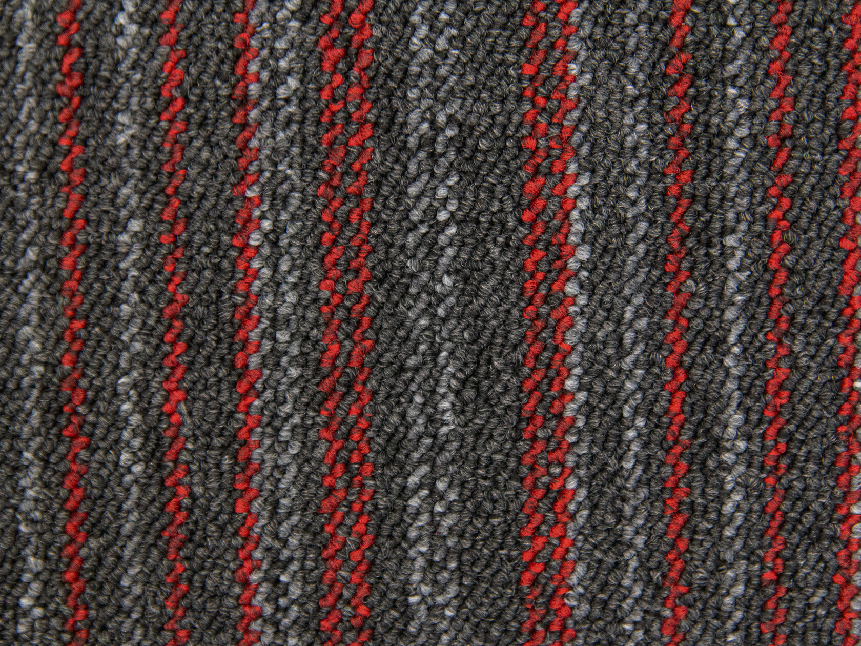 Ковровая плитка "Bonkeel" Space Strip Red (500*500*5,9 мм) — купить в Пятигорске