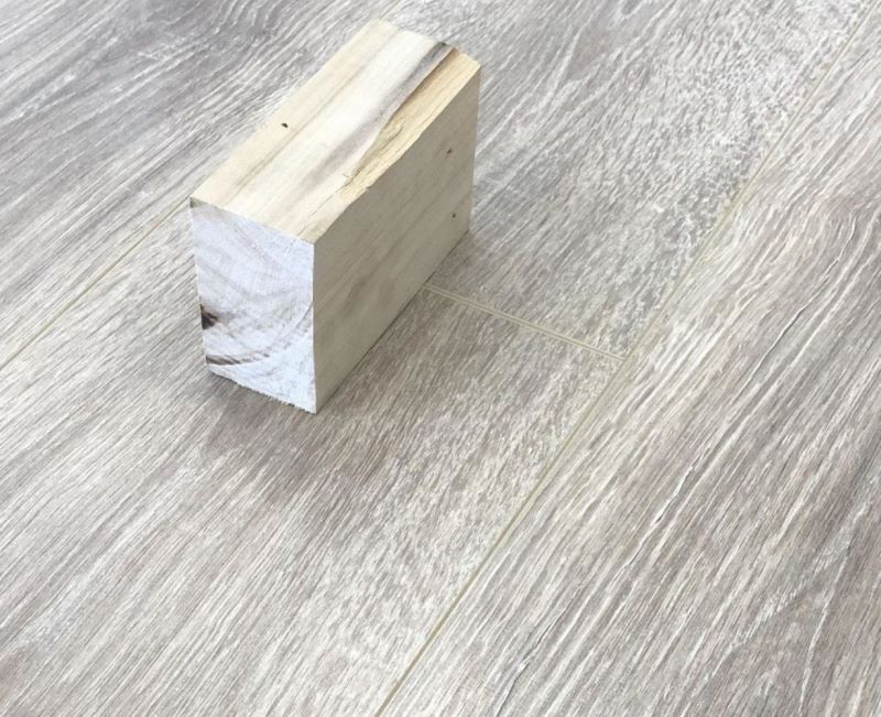 Ламинат "SunFloor" 8/32 4V Дуб Джонсон 32 (1380*193*8 мм) — купить в Пятигорске