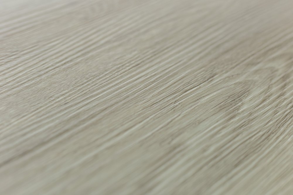 Замковая ПВХ плитка "Art Tile" Дуб Британь (920*150*4 мм) — купить в Пятигорске