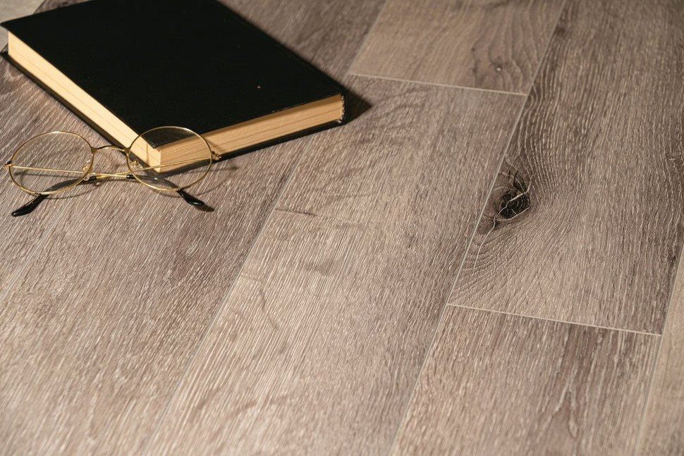 Виниловый ламинат "Bonkeel" Style Дуб Чесил (1200*125*4 мм) — купить в Пятигорске