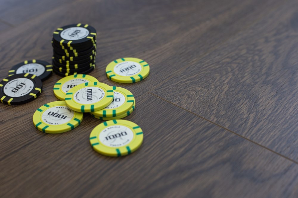 Плитка каменно-полимерная "Art Tile" Ясень Карамельный (1220*199*9 мм) — купить в Пятигорске