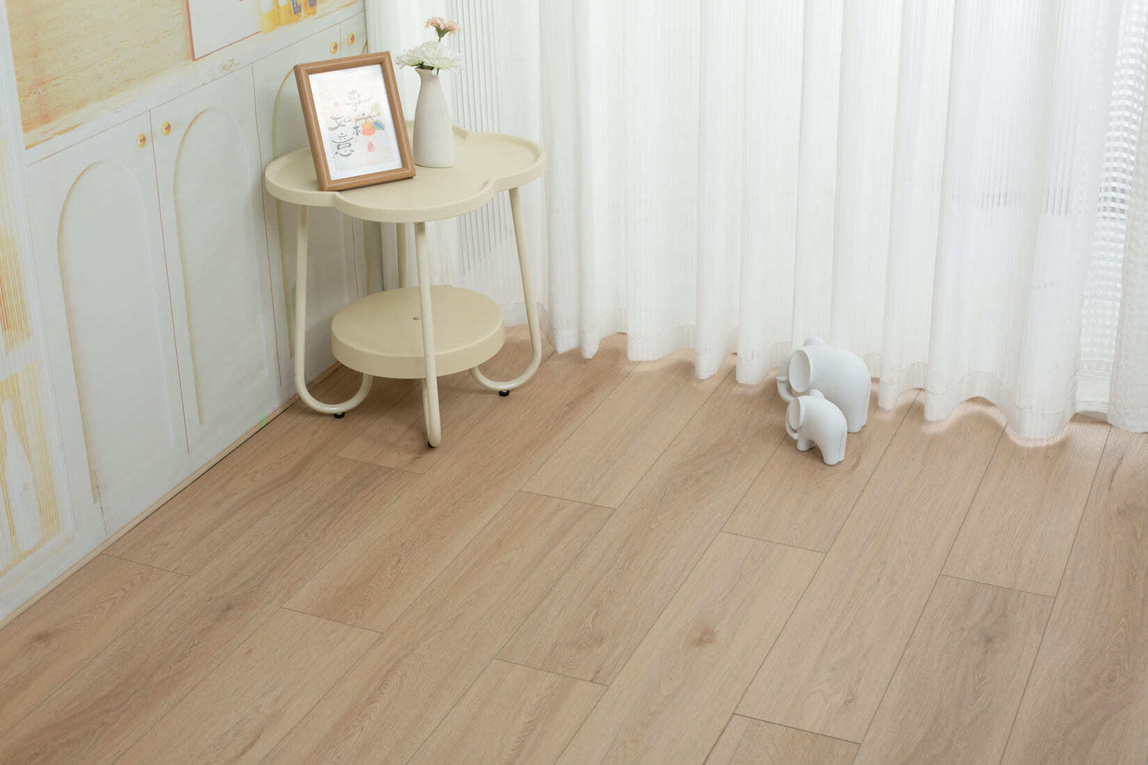 Плитка SPC "OneFloor" 9032 (1220*184*4 мм) — купить в Пятигорске