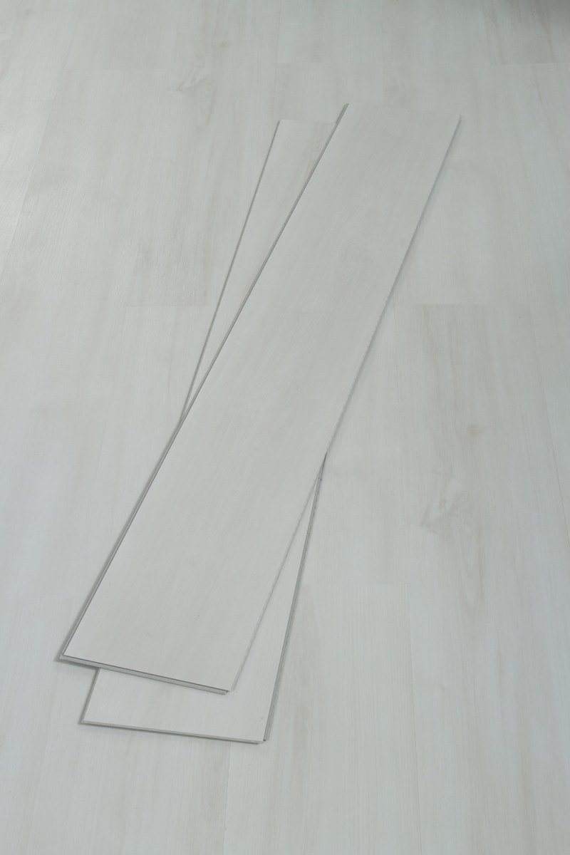 SPC ламинат "OneFloor" ЕСО 8055 (1220*184*4 мм) — купить в Пятигорске