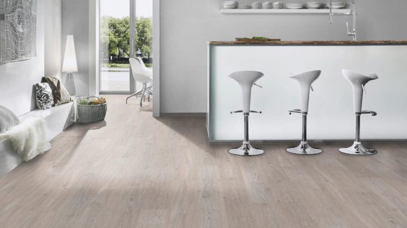 Ламинат Дуб Белый Масляный 33 класс "Krono original" Forte Classic 5552 oak (1285*192*8 мм) — купить в Пятигорске