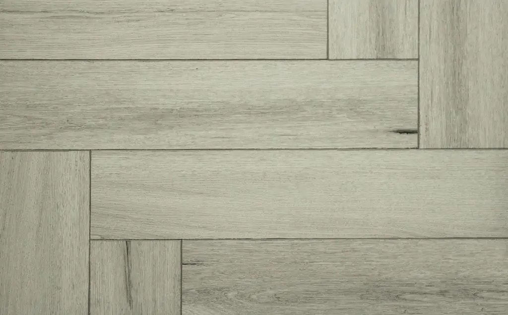 Виниловые полы "FirmFit" Herringbone Дуб серый CW-1361 (615*123*5 мм) — купить в Пятигорске
