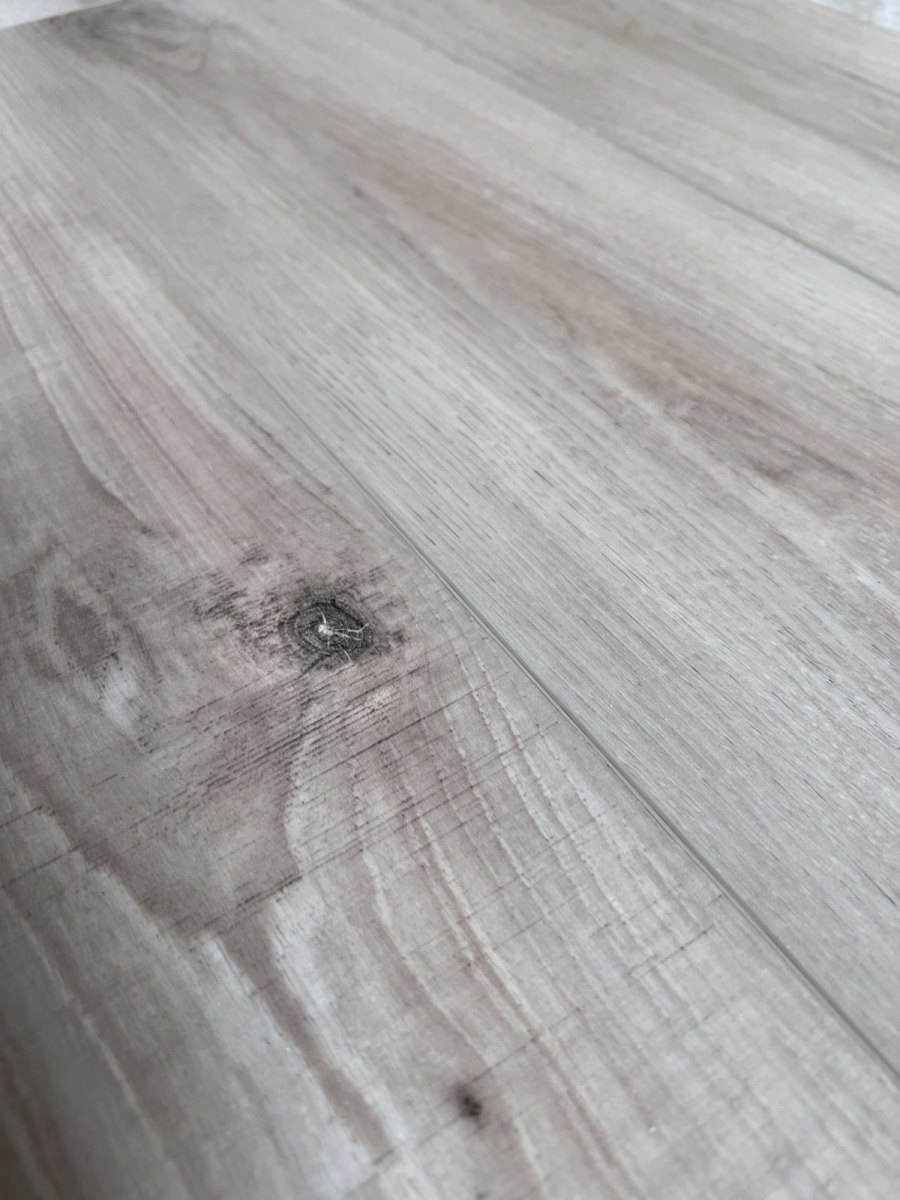 SPC ламинат "OneFloor" ЕСО 5021 (4V фаска) (1220*184*4 мм) — купить в Пятигорске