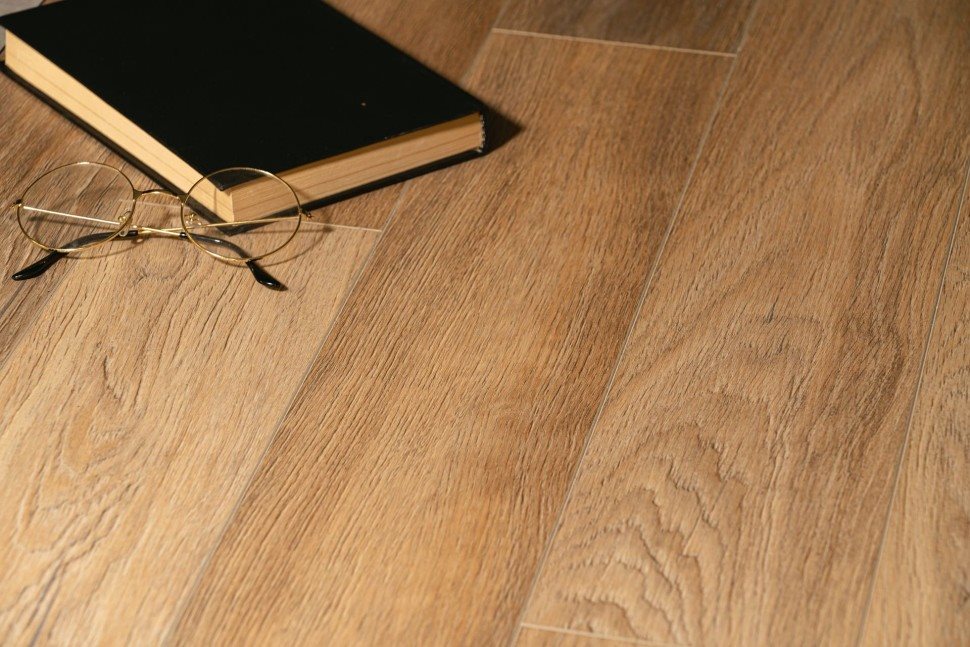 Виниловый ламинат "Bonkeel" Style Дуб Бонди (1200*125*4 мм) — купить в Пятигорске