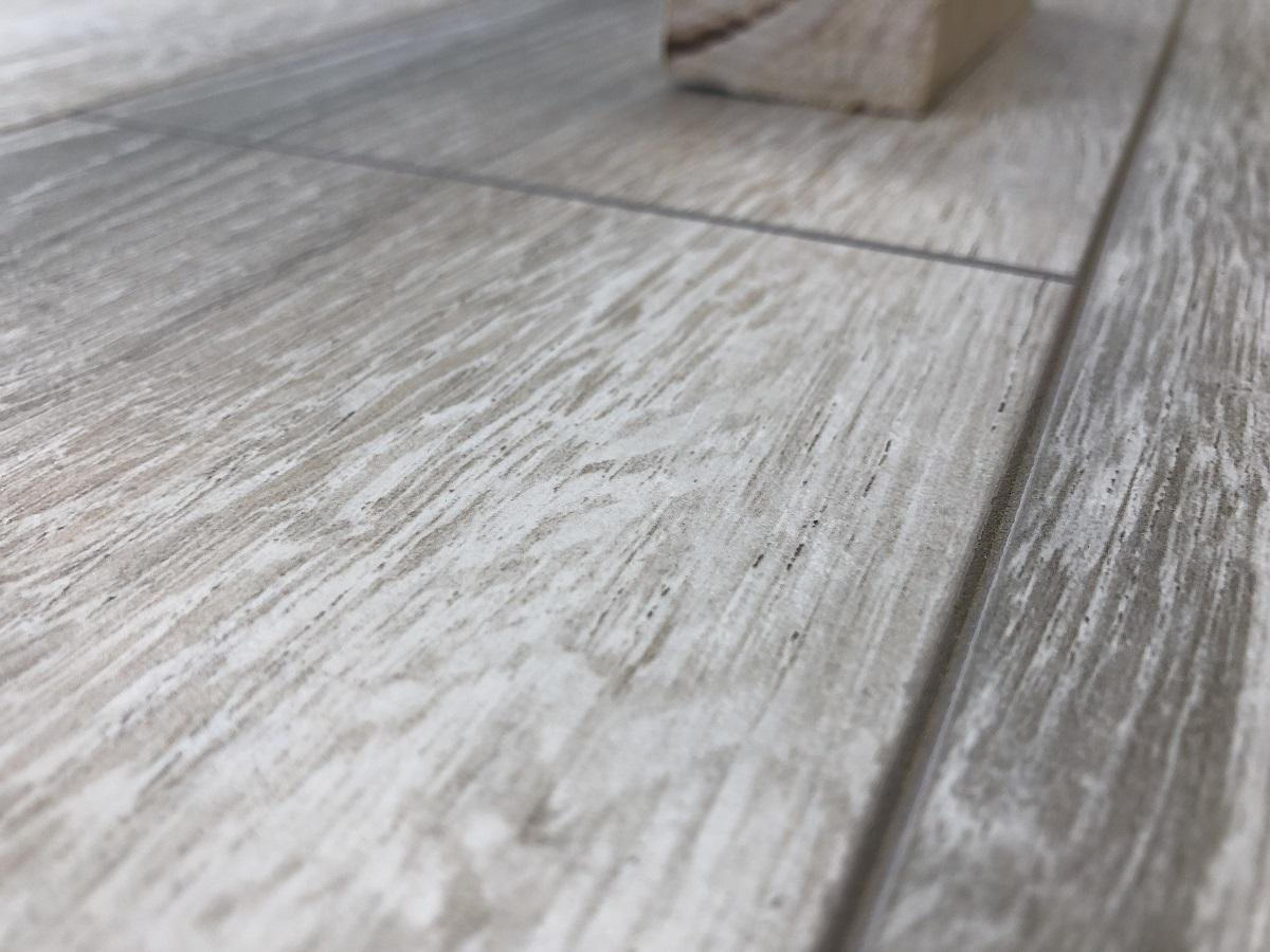 Ламинат "SunFloor" 8/33 4NV Сосна Тахо 52 (1380*159*8 мм) — купить в Пятигорске