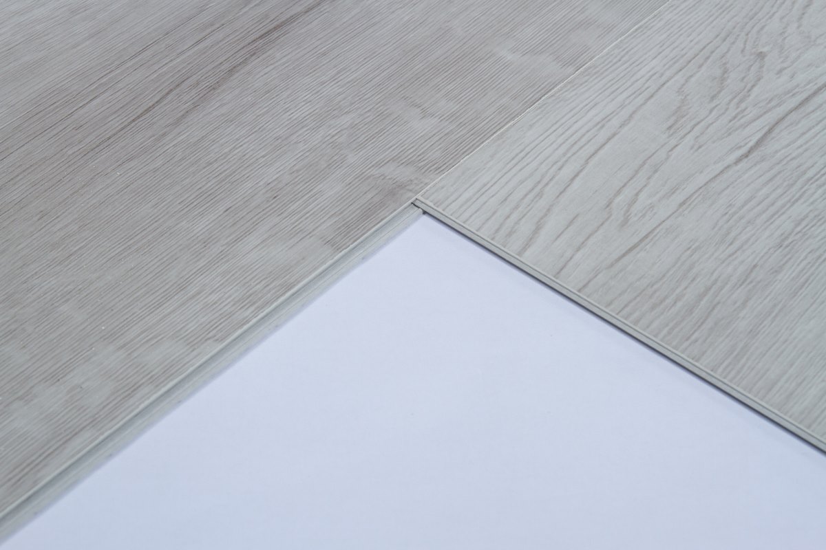 SPC ламинат "OneFloor" ЕСО 5050 (4V фаска) (1220*184*4 мм) — купить в Пятигорске